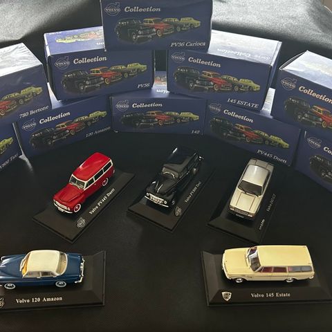 Vintage Dinky Toys - Volvo serie