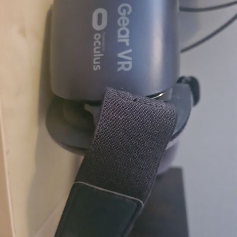 Brukt Oculus Samsung Gear VR Headset til salgs