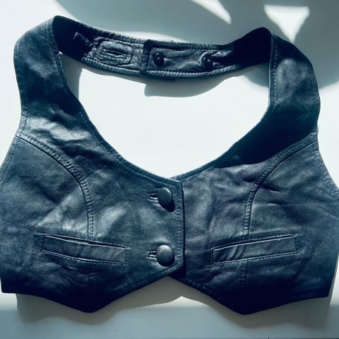 JUST FEMALE, real leather bra top, str.S