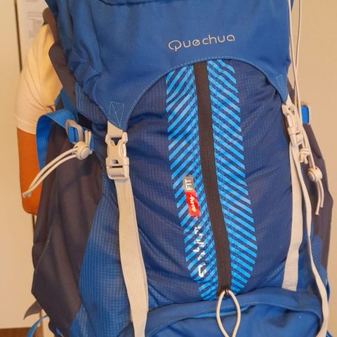 Quechua backpack/tursekk hiking Easyfit 50L automatic fitting system