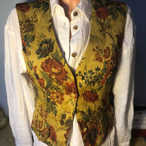 Vintage vest M-38