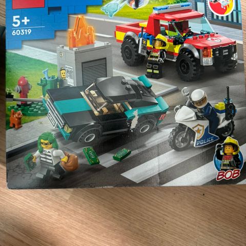 Lego Politijakt- og brannslokkingssett 60319