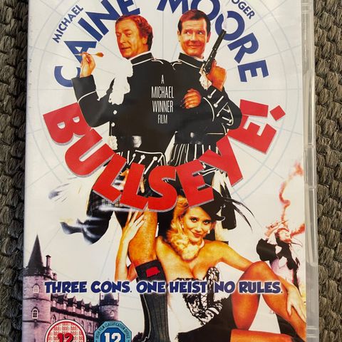 [DVD] Bullseye! - 1990 (Roger Moore)