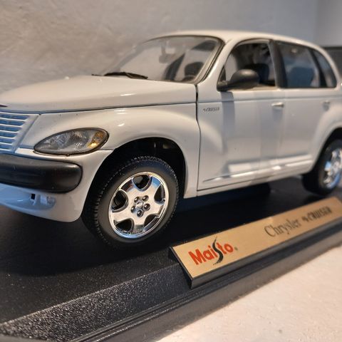 Chrysler PT Cruiser    1:18