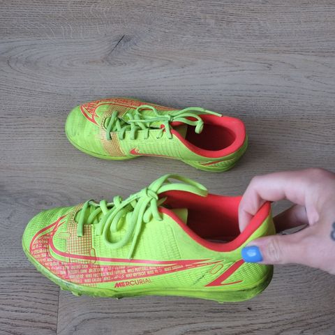 Nike Mercurial fotballsko Str. 34