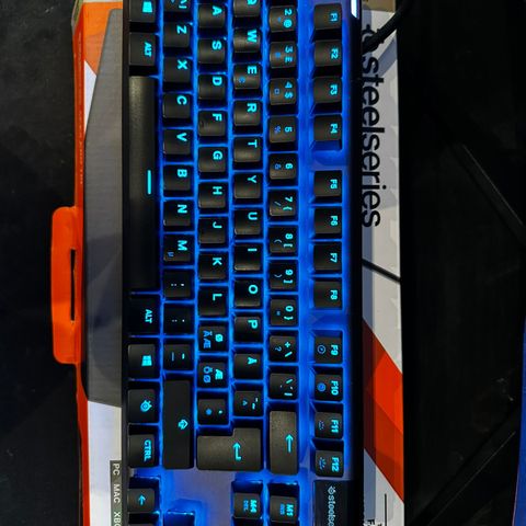 Steelseries Apex Pro TKL Tastatur / Keyboard