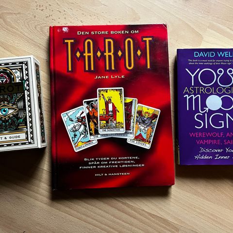 Den store boken om Tarot / Tarot deck / Astrologi