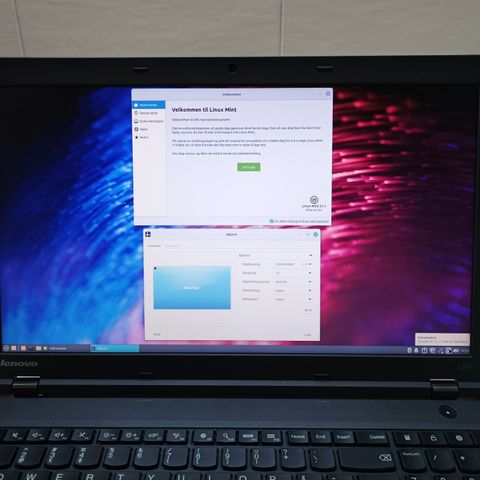 15.6 Laptop i5-4210M 2.60GHz 4GB RAM Samsung SSD 180 GB dokkingstasjon