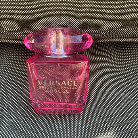 Parfymer - Versace, Dolce & Gabbana, Santorini Sunrise og Ariana Grande.