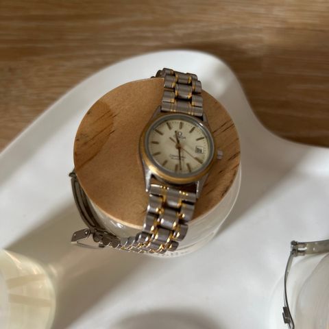 Omega Seamaster Quartz (ladies/dame)