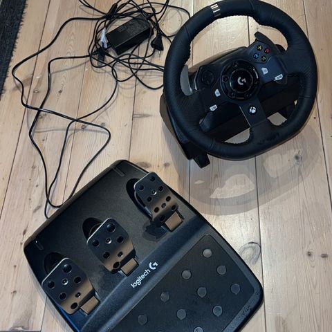 Logitech G920/G29 ratt og pedaler