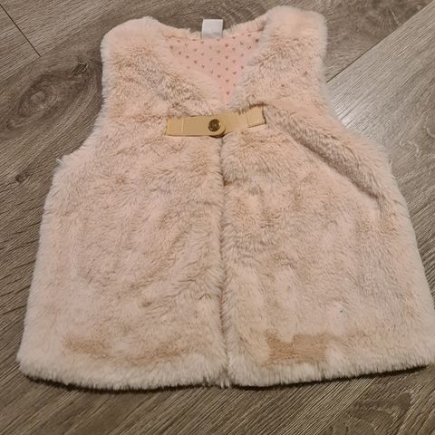 Bolero / fluffy vest, barn jente. Lite brukt, selges