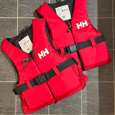 2 stk Helly Hansen redningsvester, str XS