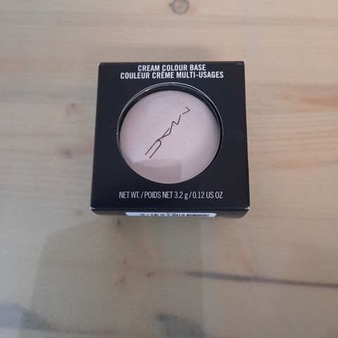 Mac cream colour base