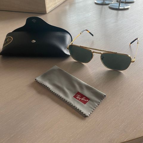 Siste!! Nye «New Caravan Legend Gold» Ray Ban solbriller