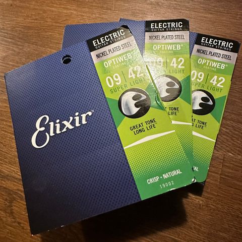 Elixir OPTIWEB El-Gitar Strings, 9-42 Helt nye!