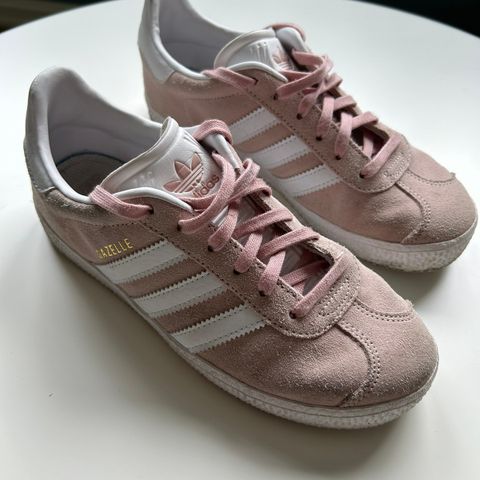 Adidas Gazelle str 35