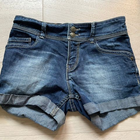 Levis shorts