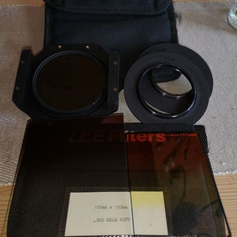 Lee filter holder