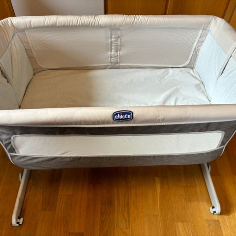 Bedside crib - Chicco  Next 2 me