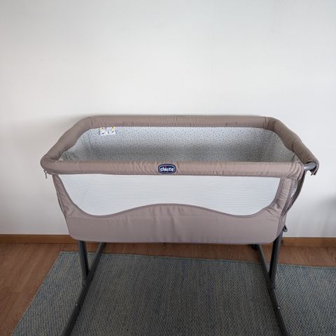 Chicco Next2me bedside crib