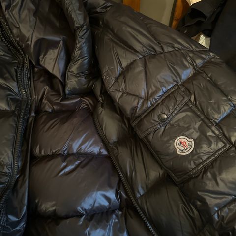 Moncler maya jakke