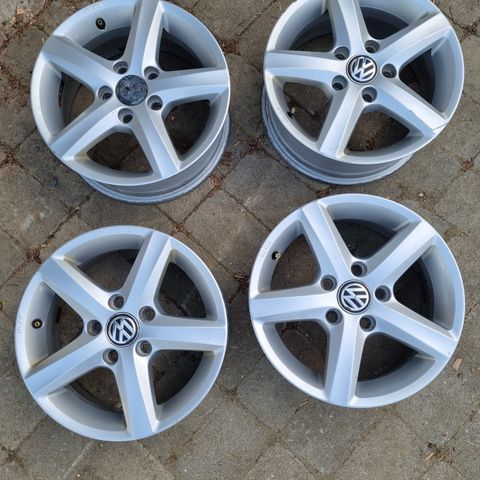 15" VW felger selges!