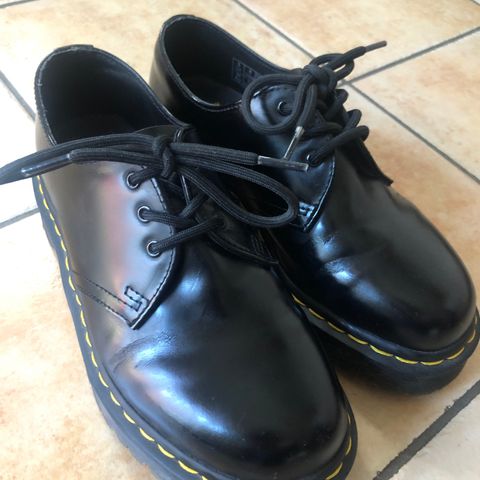 Dr Martens sko str 38