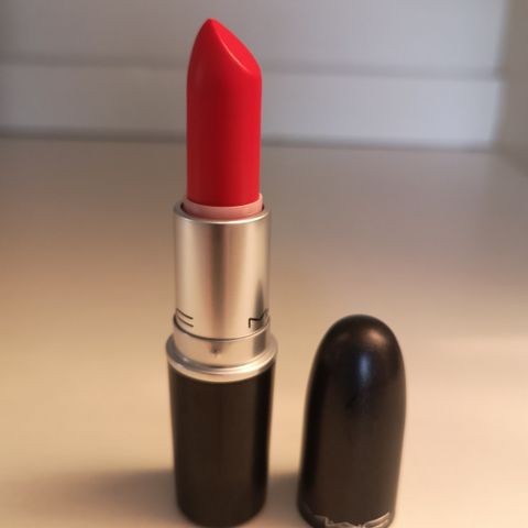 M.A.C. Lady danger leppestift