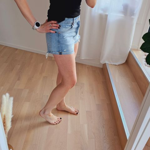 Lite brukt denim shorts M størrelse