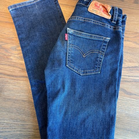 Levis 510 skinny str 10