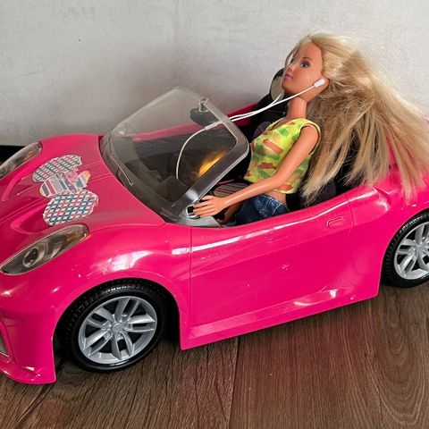 Barbie bil