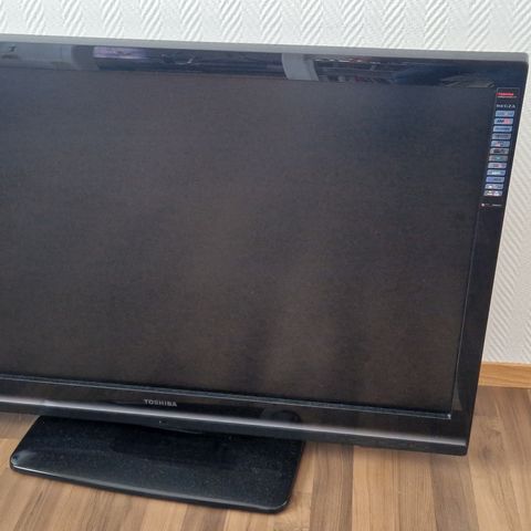 Retro gaming Tv Toshiba Regza 37 LCD med antenneinngang (coax)
