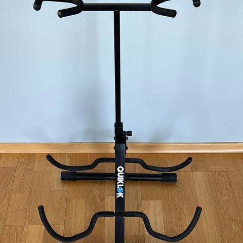 Quiklok QL 694 double guitar stand