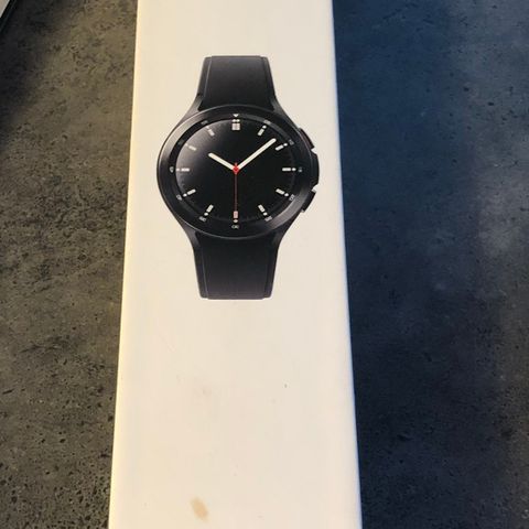 Samsung Galaxy watch 4 classic