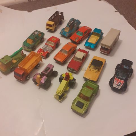 MATCHBOX LEKEBILER FRA 70/80TALLET. 15 STK. 250KR.