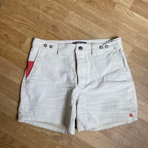 Amundsen shorts