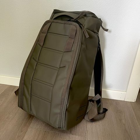 Hugger Backpack 20L