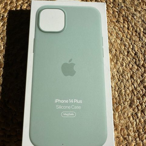 iPhone 14 plus Silicone Case m Magsafe