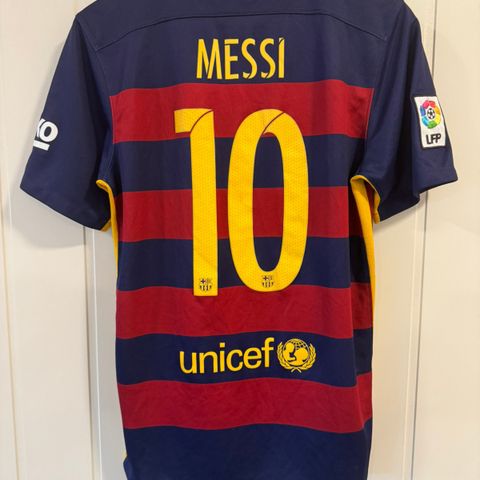 Barcelona 2015/16 Messi (M)