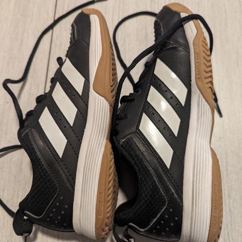 Adidas joggesko str 37 1/3