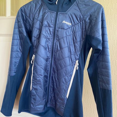 Bergans Cecilie light insulated hybrid jacket str xs