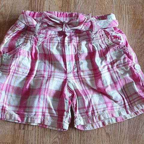 Lett og myk shorts str 74