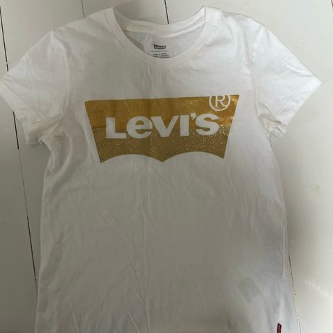 Levis Tshirt