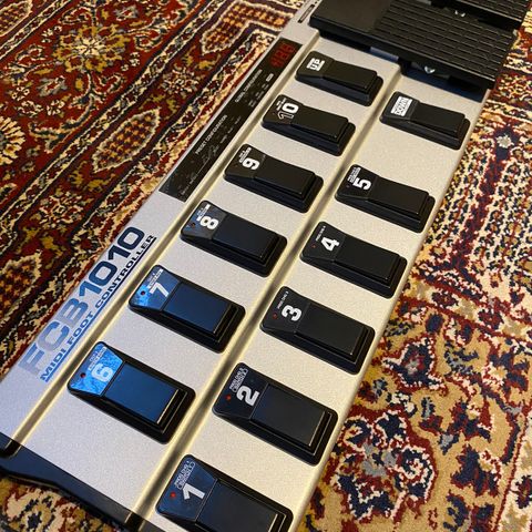 New price - Behringer FCB1010 MIDI foot pedal