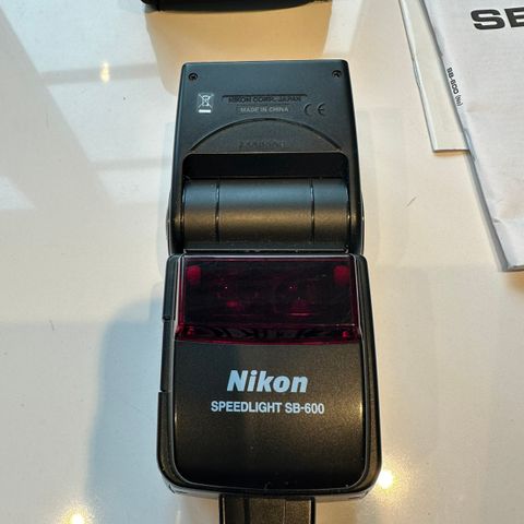 Nikon SB-600 blitz