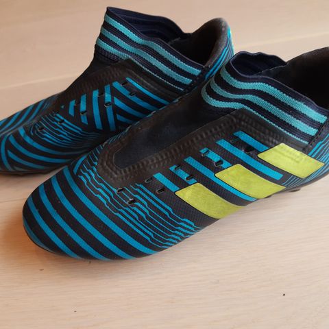 Str 36 Adidas nemeziz fotballsko