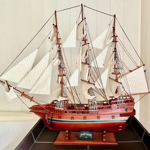 Modellbåt Spanish Galleon 1607, i tre