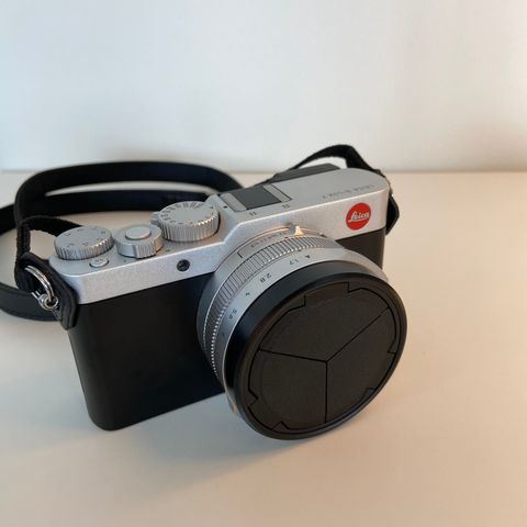 LEICA D-LUX 7