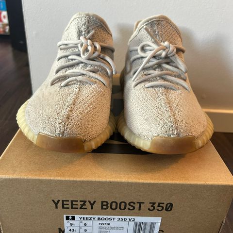 Yeezy sesame 43 1/3